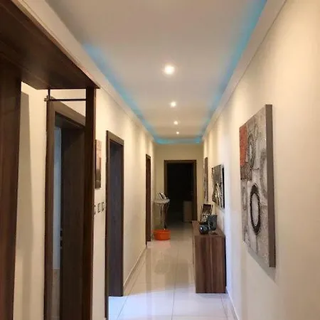 Modern Rm 2 With Private Bathroom بيت ضيافة بيمبروك