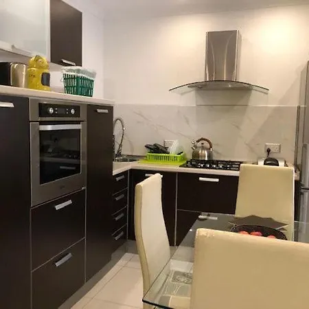 بيت ضيافة Modern Rm 2 With Private Bathroom *
